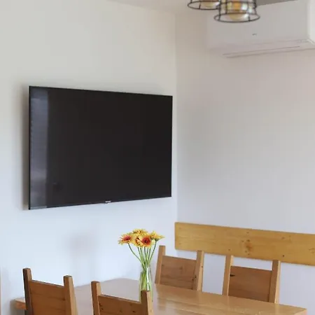 Apartman Brand New Flat Rabota Pula