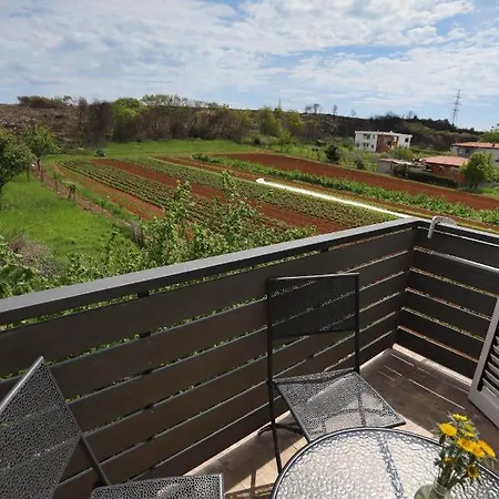 Brand New Flat Rabota Lägenhet
